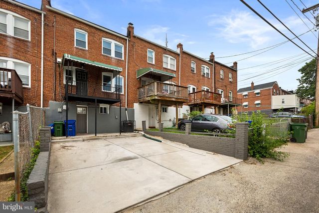 1015 LYNDHURST ST, Baltimore, MD 21229