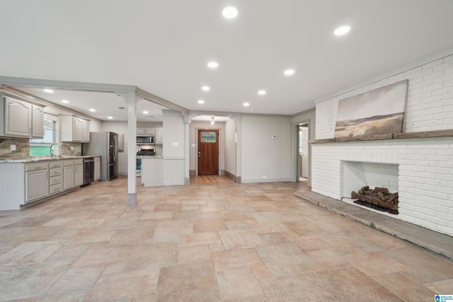 135 SUNSET BOULEVARD, Oneonta, AL 35121