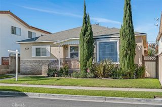 831 Roswell Avenue, Long Beach, CA 90804