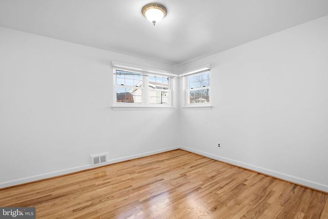 1104 KIRKLYNN AVE, Takoma Park, MD 20912