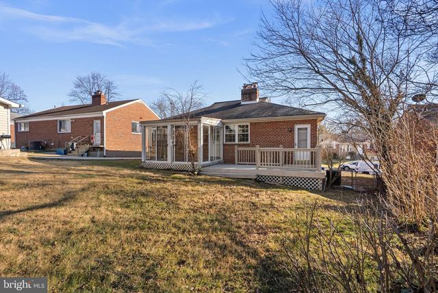 1104 KIRKLYNN AVE, Takoma Park, MD 20912