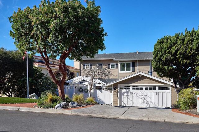 743 Marsolan Ave, Solana Beach, CA 92075