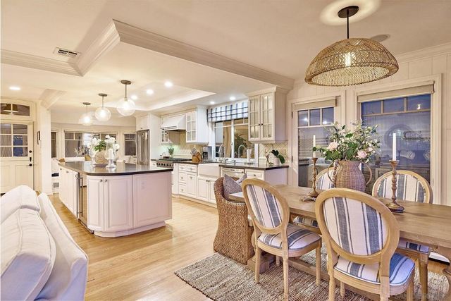 743 Marsolan Ave, Solana Beach, CA 92075