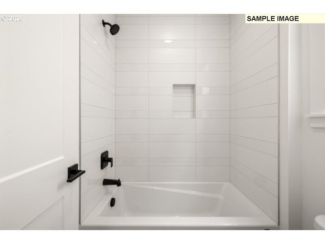 2077 Ostman Rd, West Linn, OR 97068
