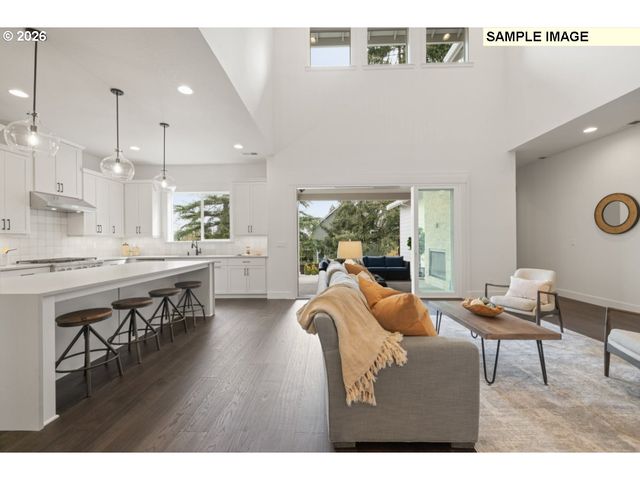2077 Ostman Rd, West Linn, OR 97068