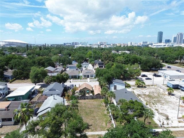 935 13TH AVENUE S, St Petersburg, FL 33705