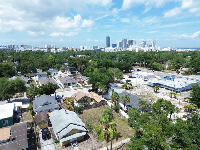 935 13TH AVENUE S, St Petersburg, FL 33705