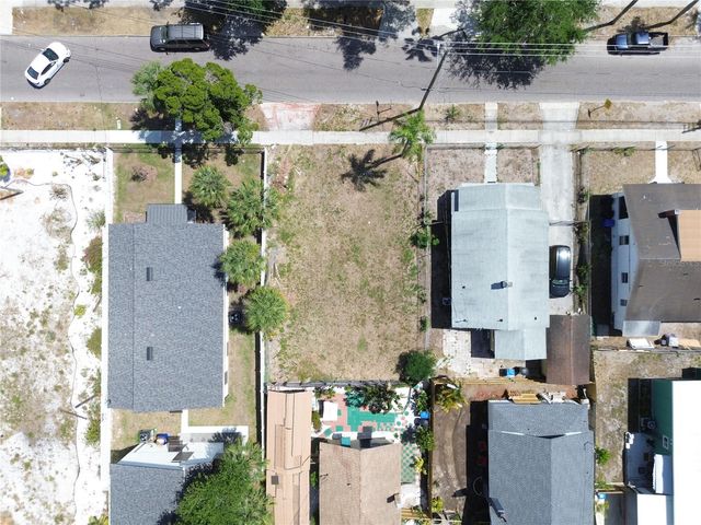 935 13TH AVENUE S, St Petersburg, FL 33705