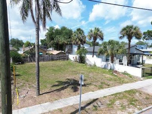 935 13TH AVENUE S, St Petersburg, FL 33705
