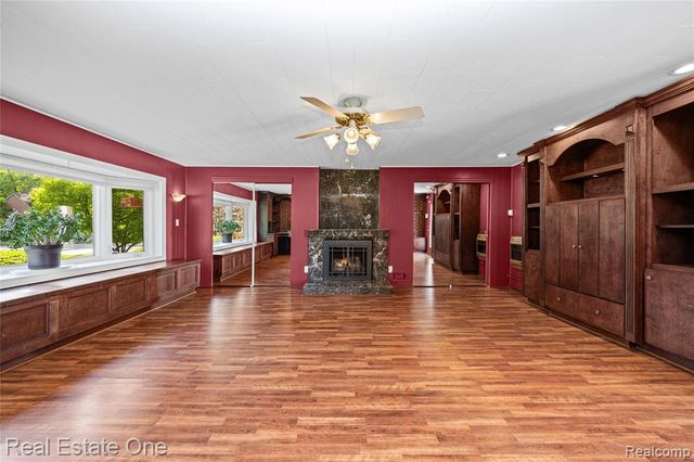 6740 Brockhurst Boulevard, West Bloomfield, MI 48322