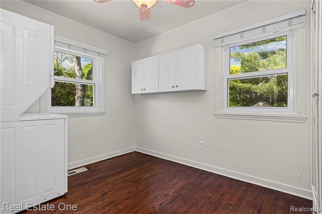 6740 Brockhurst Boulevard, West Bloomfield, MI 48322