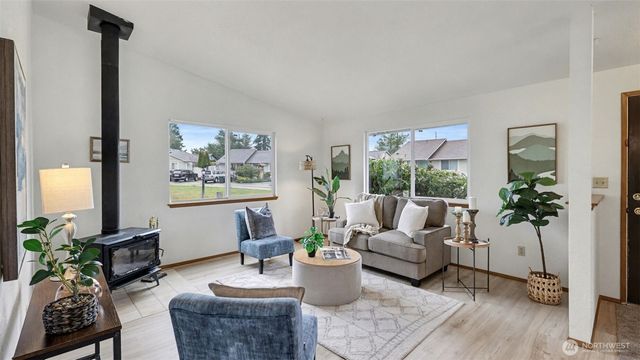 801 Berne Lane SE, Olympia, WA 98513