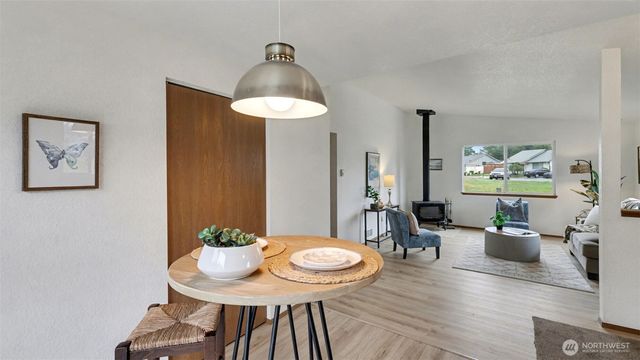 801 Berne Lane SE, Olympia, WA 98513