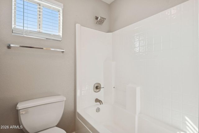 8630 W MARCONI Avenue, Peoria, AZ 85382