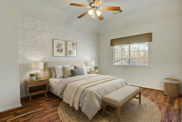 1103 Glendale Drive, Sugar Land, TX 77479