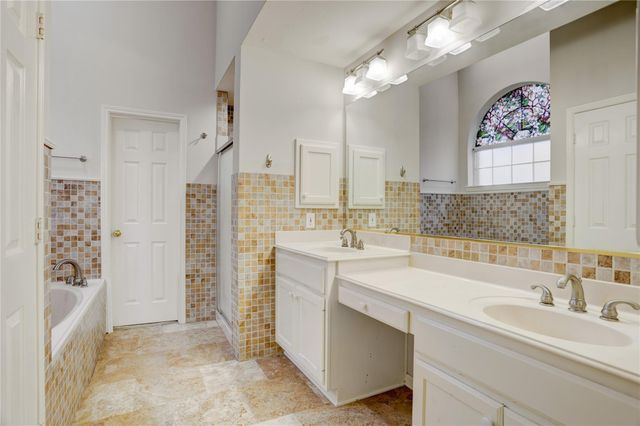 1103 Glendale Drive, Sugar Land, TX 77479