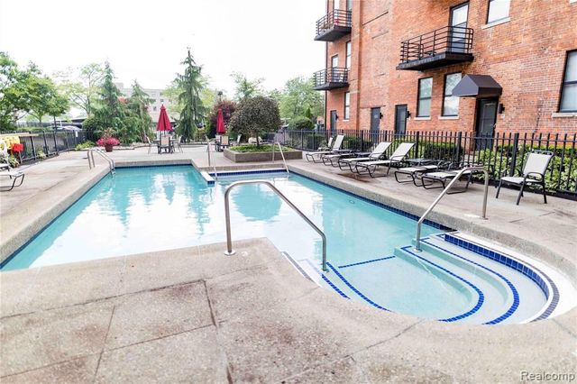 6533 E Jefferson Avenue 604, Detroit, MI 48207