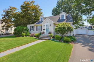 27 Kohary Drive, Milford, CT 06460