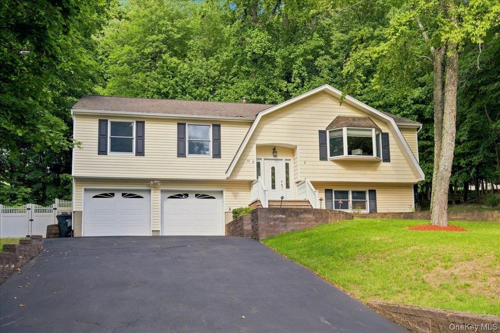 20 Lancaster Lane, Monsey, NY 10952 — exterior