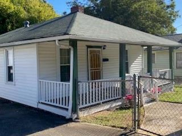 1906 Oaklawn Avenue, Charlotte, NC 28216