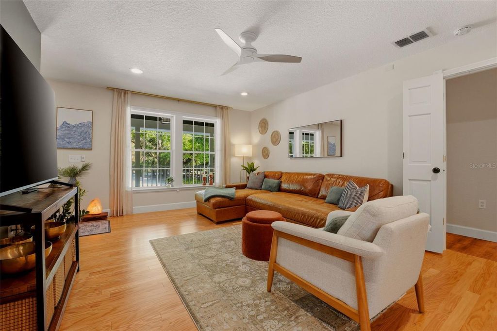 Image 11 of property listing at 5438 COLD SPRING LANE, North Port, FL 34291