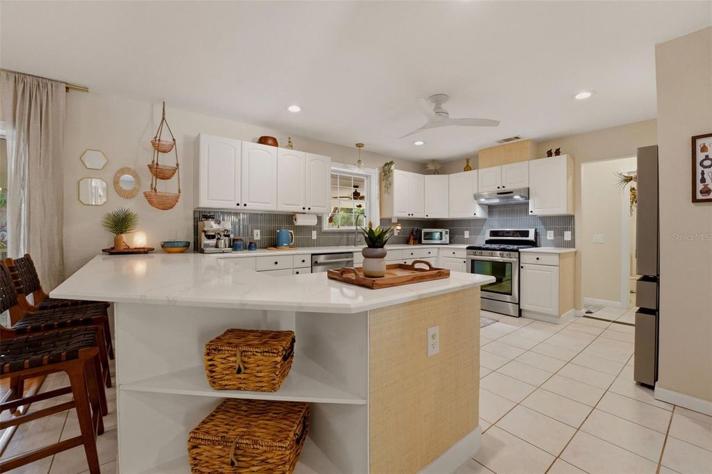 Image 16 of property listing at 5438 COLD SPRING LANE, North Port, FL 34291