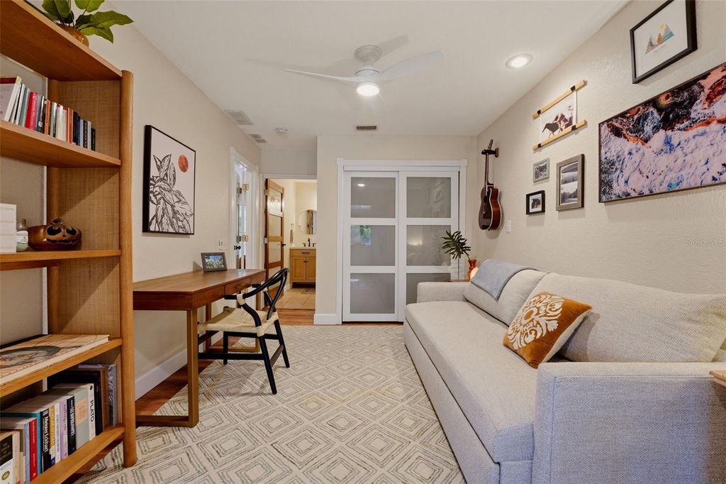 Image 24 of property listing at 5438 COLD SPRING LANE, North Port, FL 34291