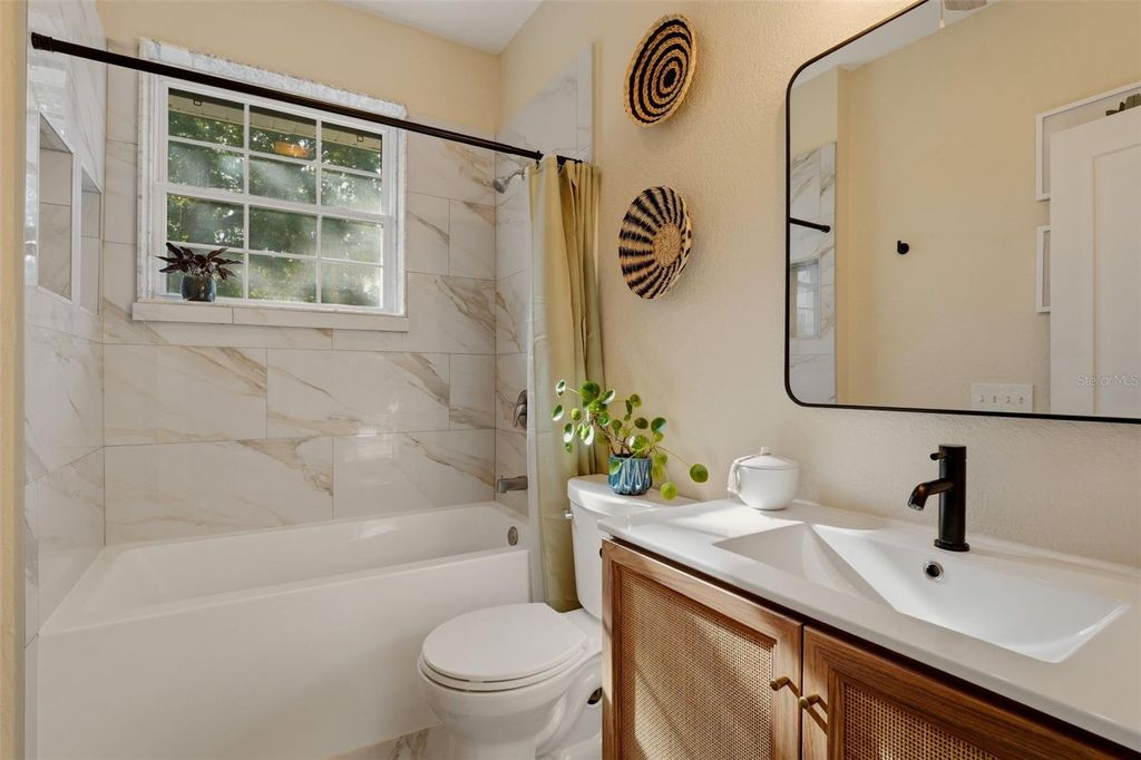 Image 48 of property listing at 5438 COLD SPRING LANE, North Port, FL 34291