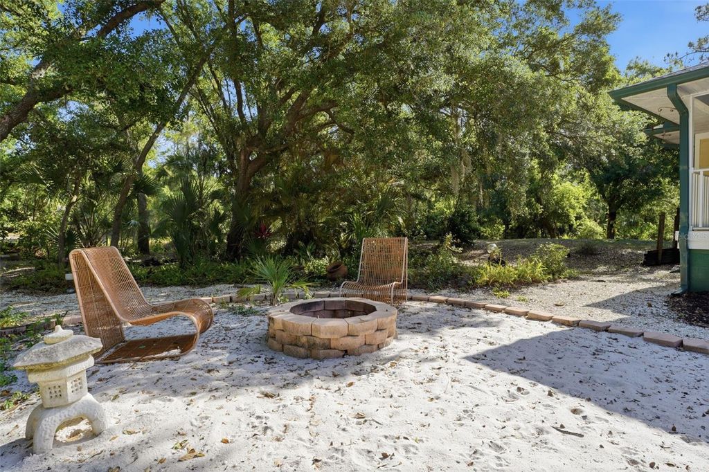 Image 61 of property listing at 5438 COLD SPRING LANE, North Port, FL 34291