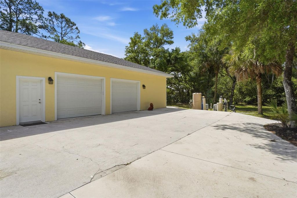 Image 65 of property listing at 5438 COLD SPRING LANE, North Port, FL 34291