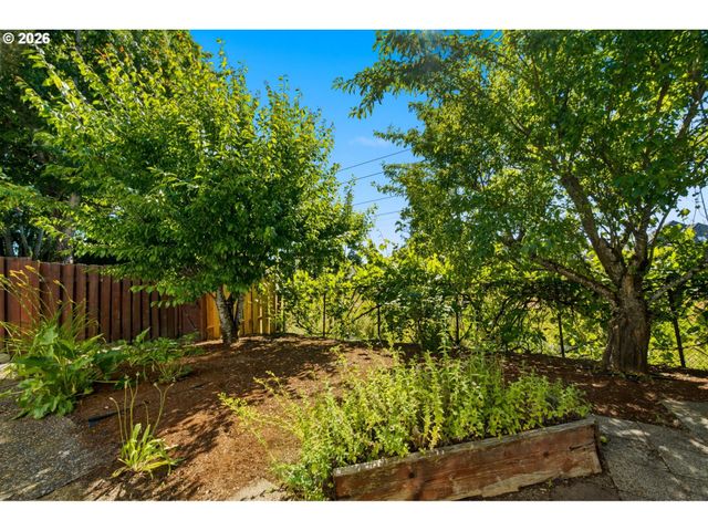 5311 Nw SKYCREST Pkwy, Portland, OR 97229