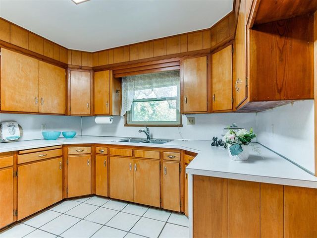 700 Hisel Road, Del City, OK 73115