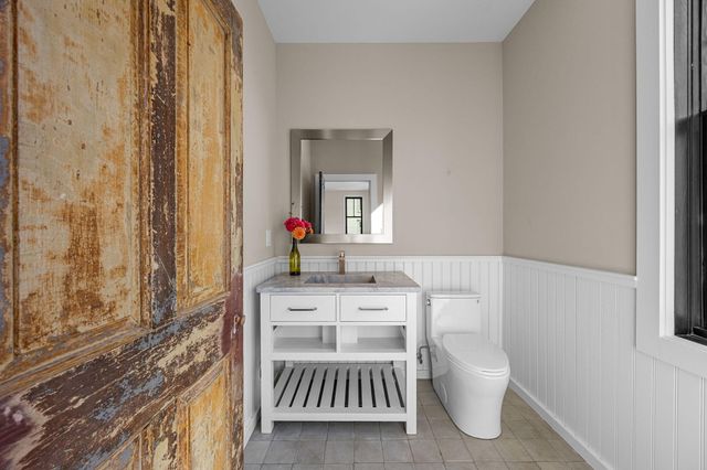 624 Commercial Street, Provincetown, MA 02657