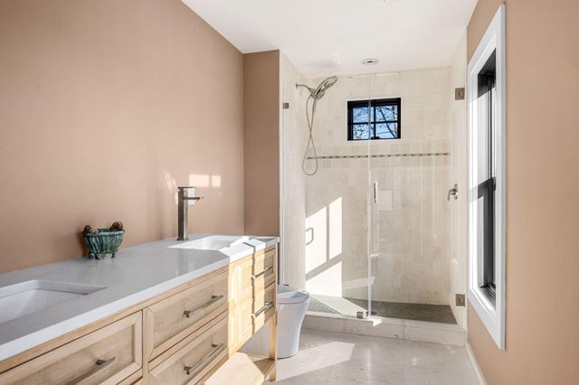 624 Commercial Street, Provincetown, MA 02657