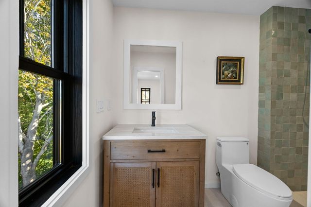 624 Commercial Street, Provincetown, MA 02657