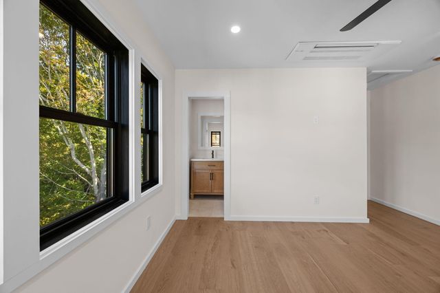 624 Commercial Street, Provincetown, MA 02657