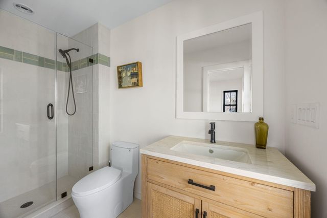 624 Commercial Street, Provincetown, MA 02657