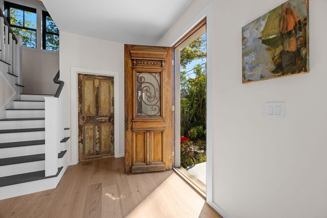 624 Commercial Street, Provincetown, MA 02657