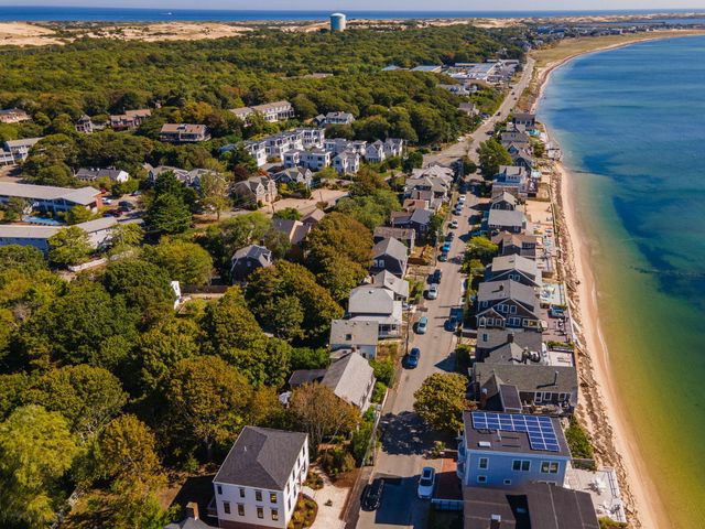 624 Commercial Street, Provincetown, MA 02657