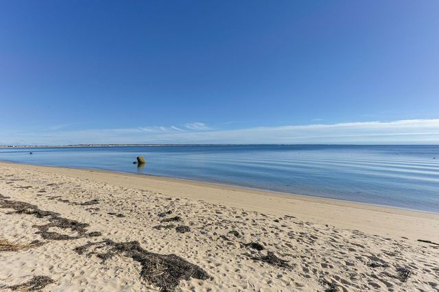 624 Commercial Street, Provincetown, MA 02657