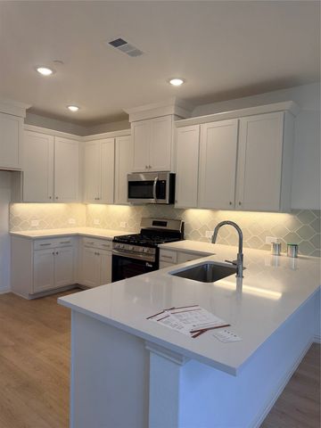 7328 Grant Avenue, North Richland Hills, TX 76180