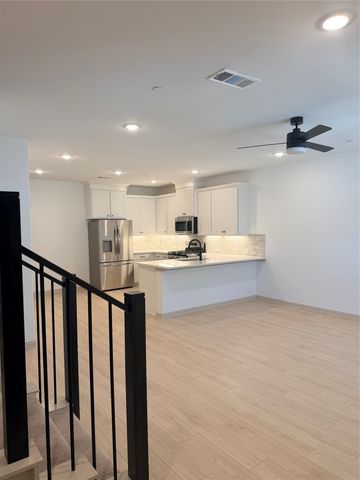 7328 Grant Avenue, North Richland Hills, TX 76180