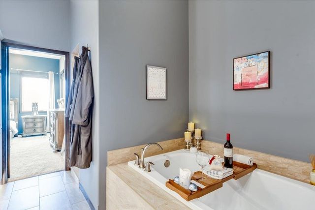 18807 W Hickory St, Goddard, KS 67052