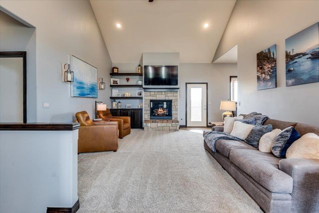 18807 W Hickory St, Goddard, KS 67052