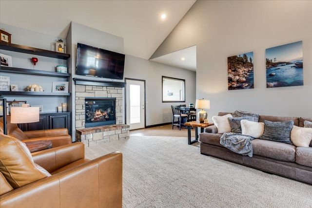 18807 W Hickory St, Goddard, KS 67052