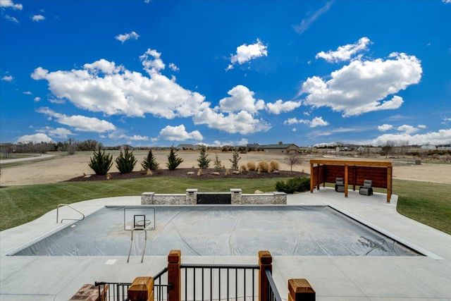 18807 W Hickory St, Goddard, KS 67052