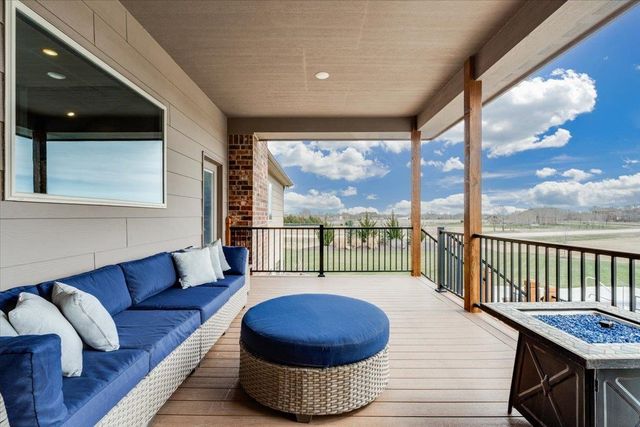 18807 W Hickory St, Goddard, KS 67052