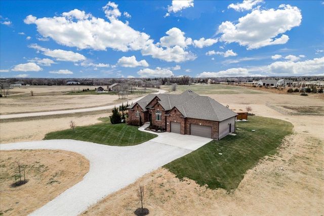 18807 W Hickory St, Goddard, KS 67052