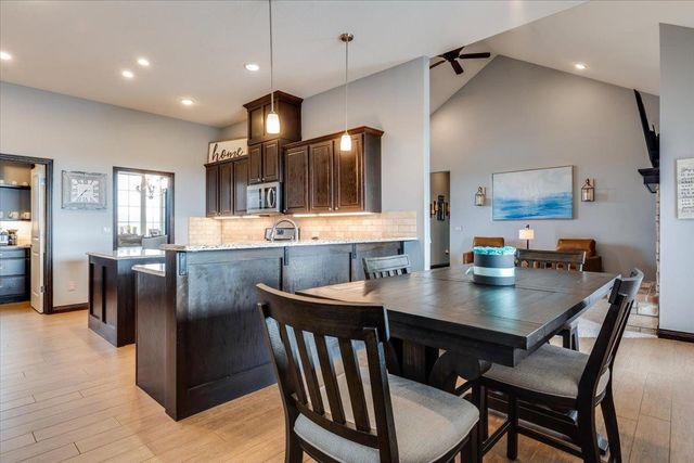 18807 W Hickory St, Goddard, KS 67052