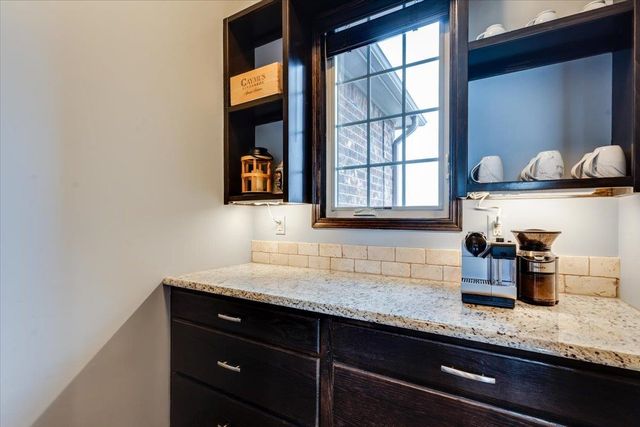 18807 W Hickory St, Goddard, KS 67052